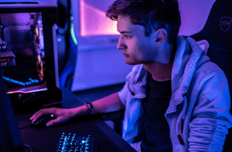 how to spot a gamer